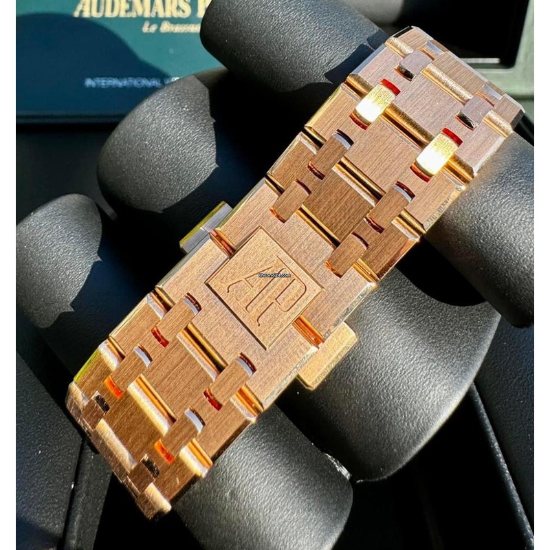 Audemars Piguet Royal Oak NEW RELEASE 2024 Royal Oak 37mm PINK DIAL 77450OR.OO.1361OR.01