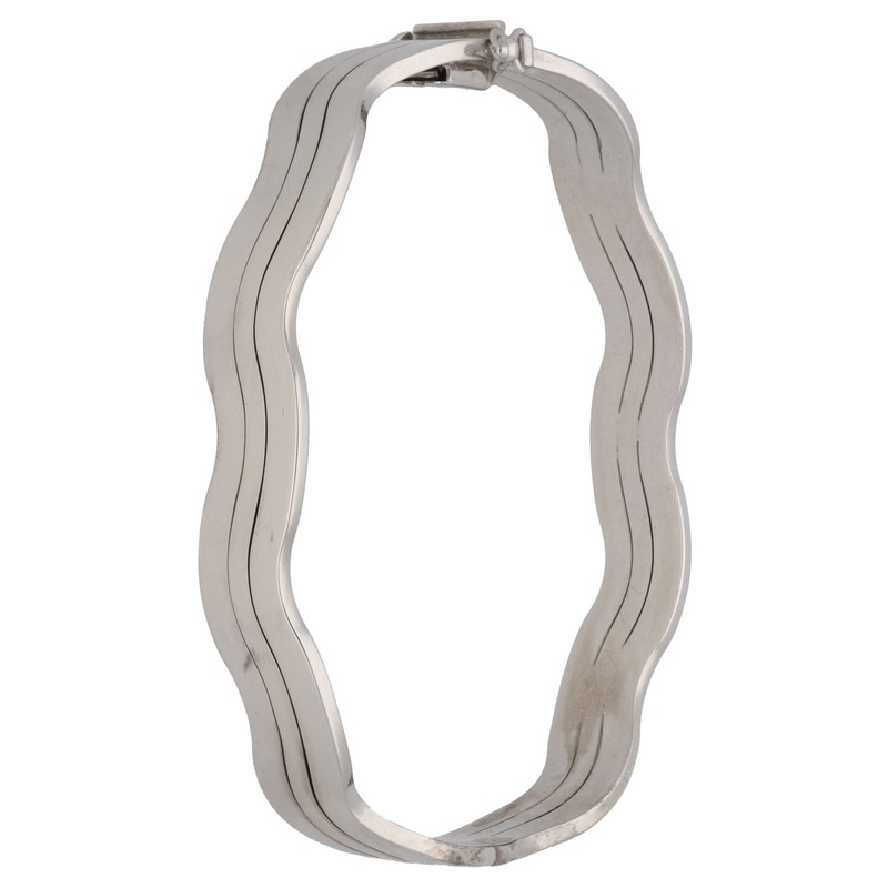 9ct White Gold Hinged/Clasp Bangle